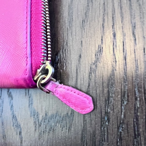 Pink Prada Saffiano Bow Zippy Wallet (Authentic) - Picture 3 of 15
